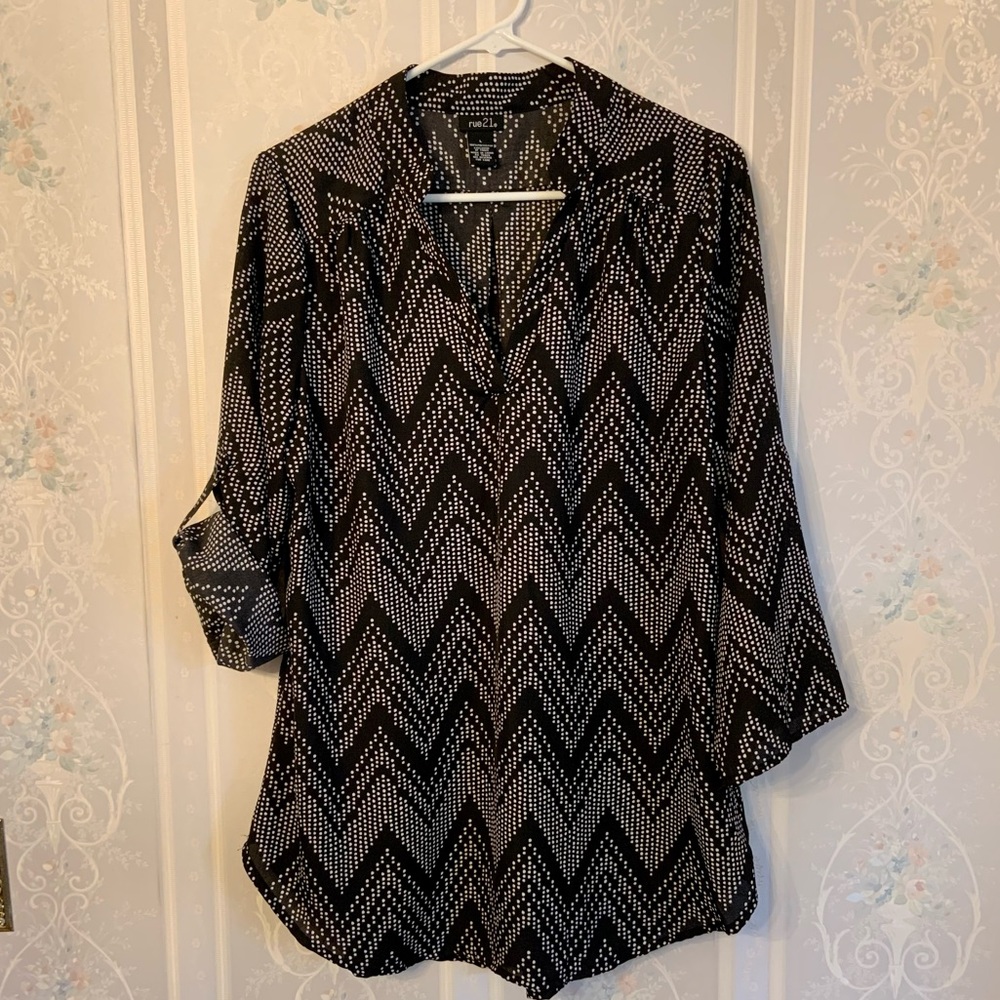 Black and white tunic